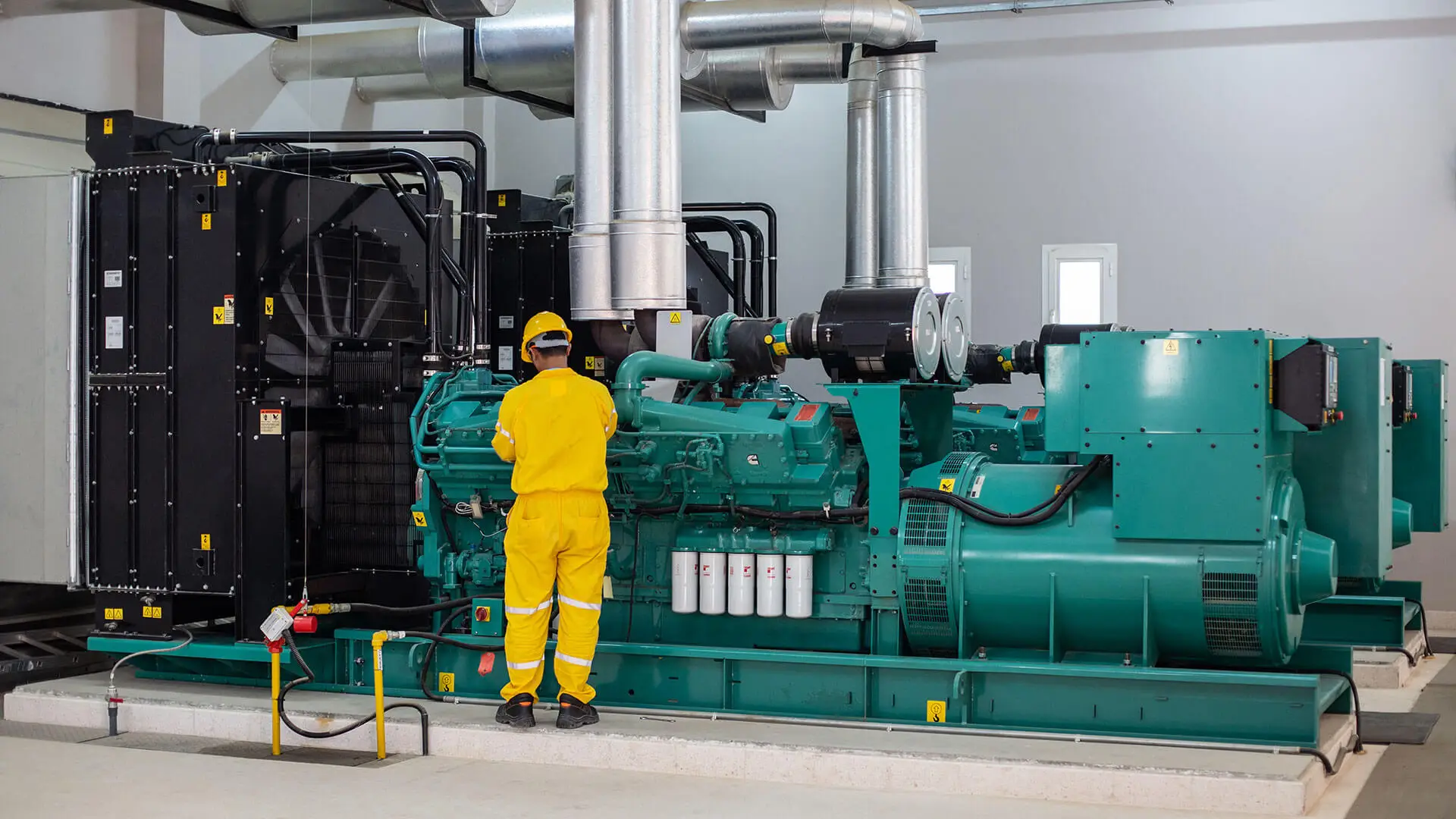 مولدات الكهرباء الصناعية